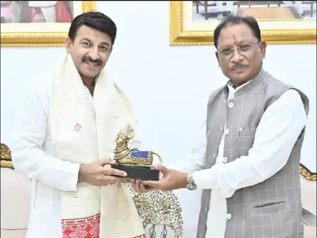 मुख्यमंत्री साय से मिले सांसद मनोज तिवारी