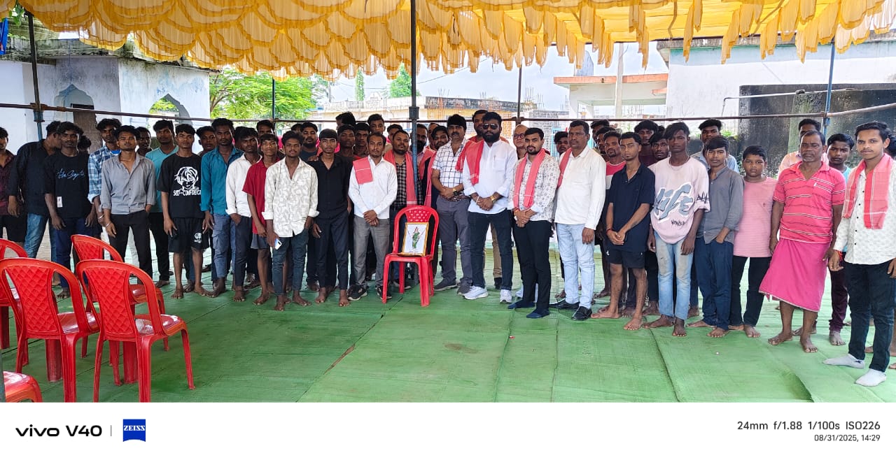 छत्तीसगढ़िया क्रान्ति सेना द्वारा सक्ति जिला में किया गया छत्तीसगढ़ियावाद के लिए लोगों को जागरूक 