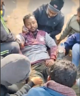 शिक्षा मंत्री के बंगले के बाहर बेहोश हुए डीएड अभ्यर्थी