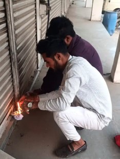 रायपुर का &lsquo;लिविंग रूम कैफे&rsquo; सील