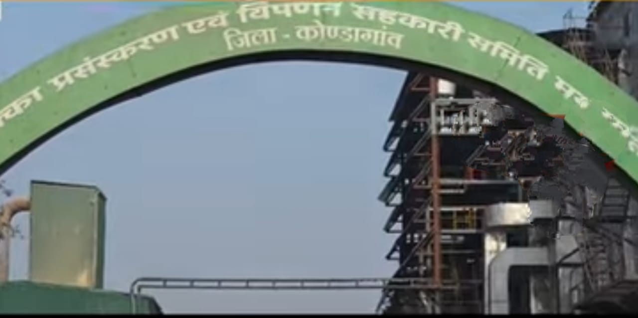 मक्का प्लांट पर ग्रामीणों का उग्र हमला, 20 लाख तक नुकसान; कोकोड़ी में तनाव बरकरार