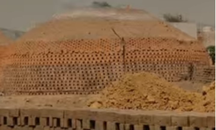 उरकुरा में बाल श्रम के खिलाफ बड़ी कार्रवाई, 3 नाबालिग बच्चों का रेस्क्यू  प्रशासन की सख्ती-अब बाल श्रम नहीं, हर बच्चे को शिक्षा और सुरक्षित बचपन का अधिकार