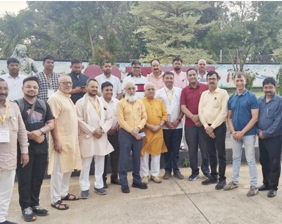 इनोवेशन महाकुंभ में शामिल होने भिलाई चेम्बर का दल अजय भसीन के नेतृत्व में जगदलपुर रवाना 