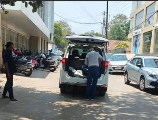 शराब-घोटाला केस....टुटेजा के घर CBI का छापा