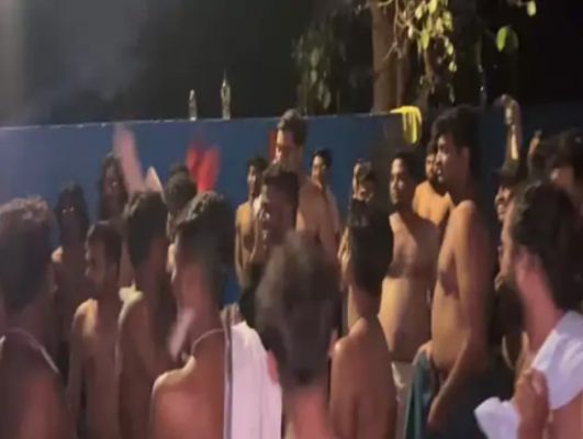 क्रिश्चियन फोरम नेता के पोस्ट पर बवाल..रायपुर में अर्धनग्न प्रदर्शन: