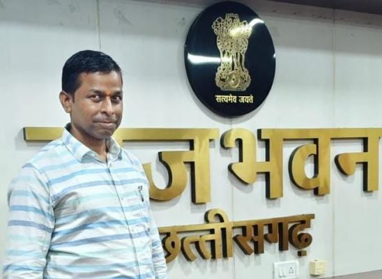 डॉ. रूपेन्द्र कवि हुये छग राजभवन में डिप्टी सेक्रेटरी पद पर प्रतिनियुक्त