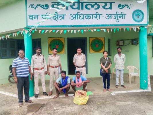 वन्य प्राणी शिकारियों पर वन विभाग कार्यवाही,चीतल मांस सहित दो आरोपी गिरफ्तार,एक फरार