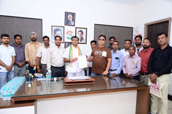 प्रेस क्लब बलौदाबाजार ने प्रदेश कांग्रेस अध्यक्ष दीपक बैज से की मुलाकात, जिले की बिगड़ती कानून व्यवस्था पर जताई गहरी चिंता