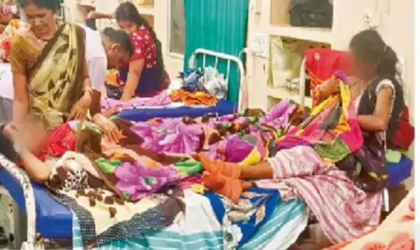 मेकाहारा में एक बेड पर दो प्रसूताएं, हाईकोर्ट ने जताई  चिंता