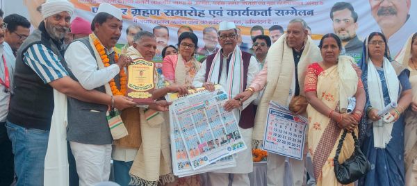 बिहान छत्तीसगढ़ दैनिक समाचार पत्र द्वारा वर्ष 2026 का कैलेंडर का हुआ विमोचन