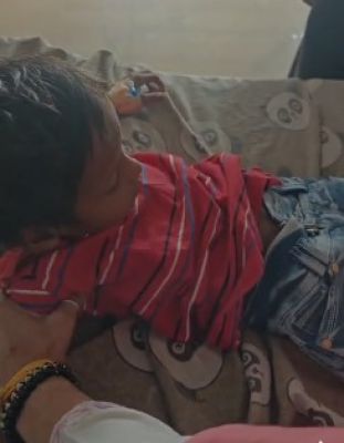 अज्ञात बच्चे के साथ क्रूरता, गंभीर हालत में अस्पताल में भर्ती &mdash; मानवाधिकार टीम की तत्परता से बची जान