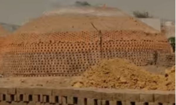 उरकुरा में बाल श्रम के खिलाफ बड़ी कार्रवाई, 3 नाबालिग बच्चों का रेस्क्यू  प्रशासन की सख्ती-अब बाल श्रम नहीं, हर बच्चे को शिक्षा और सुरक्षित बचपन का अधिकार