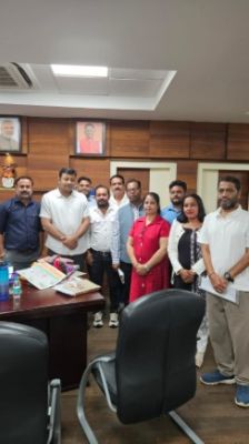 नेपाल टूर से लौटी टीम से जनसंपर्क आयुक्त रजत बंसल की मुलाकात, सम्मान समारोह की जानकारी साझा