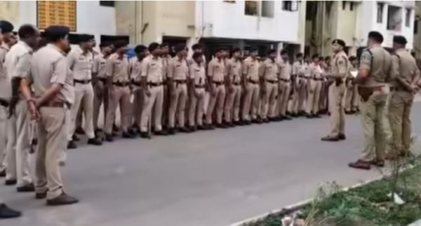 रायपुर पुलिस का बड़ा सर्च ऑपरेशन: 138 घरों में ताबड़तोड़ जांच, मकान मालिकों और किरायेदारों को सख्त चेतावनी