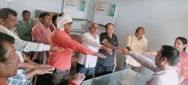 ग्राम कुसमी मे हुआ खेत बचाओ अभियान शिविर , किसानों ने सीखी प्राकृतिक खेती की बारीकियां