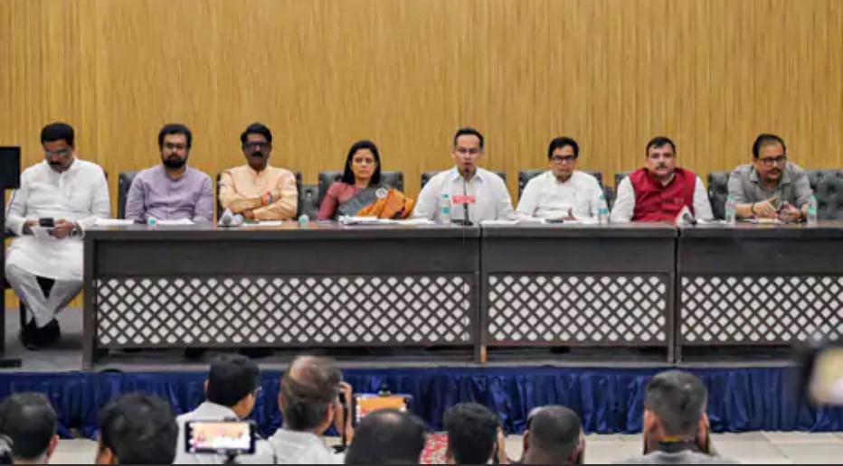 संसद का शीतकालीन सत्र  1 दिसंबर से 19 दिसंबर तक 