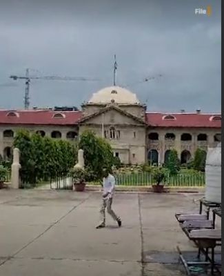 इलाहाबाद हाईकोर्ट बोला- स्कूल में हिजाब पहनने की इजाजत नहीं: