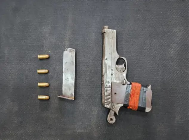 रायपुर में पिस्टल के साथ पकड़ाया युवक