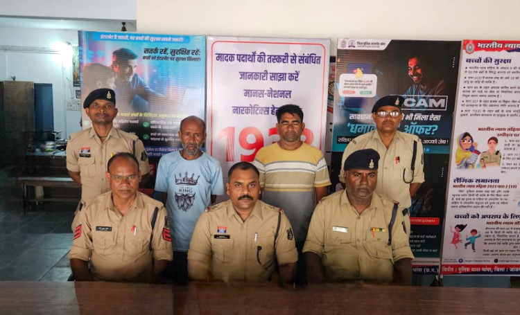 अवैध रूप से बिक्री हेतु शराब परिवहन करते हुए 02 आरोपी चढ़े चाम्पा पुलिस के हत्थे*