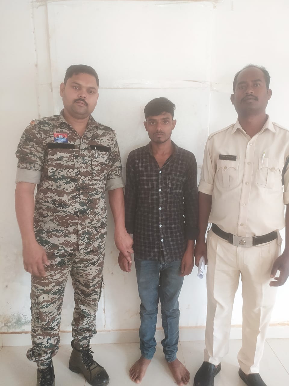 संदिग्ध युवक गिरफ्तार जेल भेजा गया