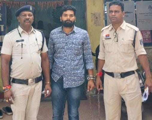 नौकरी लगाने के नाम पर लाखों रूपये धोखाधड़ी करने का आरोपी जेल दाखिल 