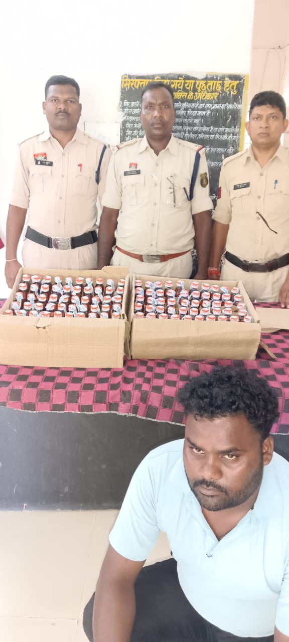 100 पाव अंग्रेजी शराब के साथ 1 आरोपी गिरफ्तार, थाना प्रेमनगर पुलिस की कार्यवाही।