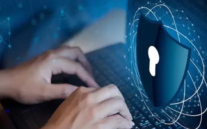 राजधानी के रामसागरपारा में स्थित स्टेट बैंक से 17.52 लाख रुपए की ऑनलाइन ठगी