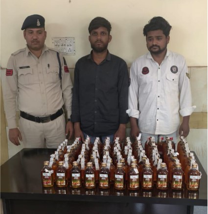 होली के जश्न में खपाने जा रहे थे अवैध शराब,,,,  विधानसभा पुलिस ने दो तस्करों को दबोचा,,