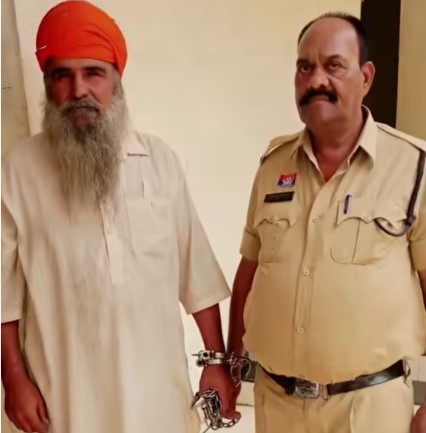 टाटीबंध में ट्रेलर से अफीम-डोडा बरामद  पंजाब का तस्कर गिरफ्तार, 15 लाख से अधिक का मादक पदार्थ और वाहन जब्त