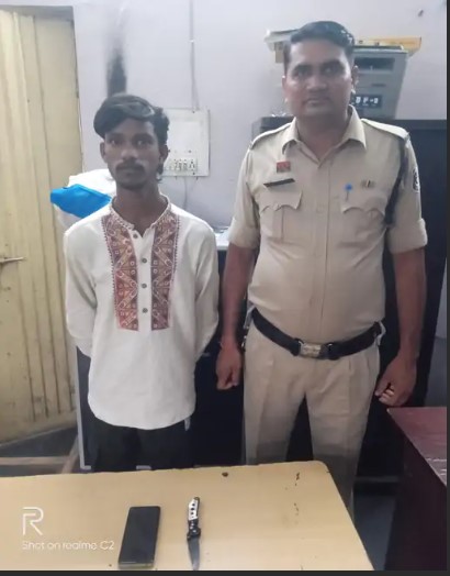 रायपुर में चाकू की नोक  पर लूट: