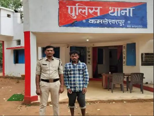 पति-पत्नी के बीच विवाद सुलझाने पहुंचे पड़ोसी की हत्या