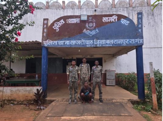 जंगल से पकड़ा गया दिव्यांग बालिका का हत्यारा, जमीन विवाद में की थी निर्मम हत्या, आरोपी पहले भी हत्या के मामले में जा चुका है जेल