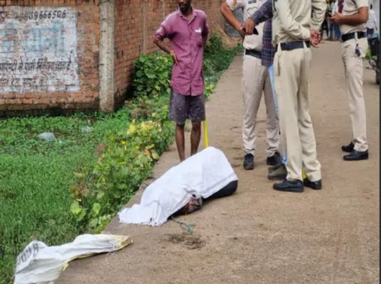 छत्तीसगढ़ में बोरियों में मिली 2 लाशें