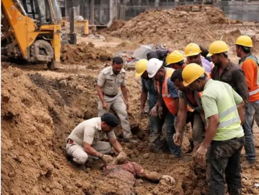 रायपुर में रहेजा बिल्डर की साइट पर मजदूर जिंदा दफन