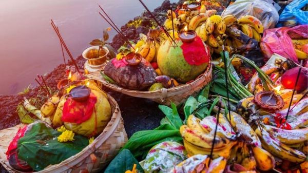 छठी मईया और सूर्य की उपासना का महापर्व है छठ - अरविन्द तिवारी   आज नहाय - खाय से होगा शुभारंभ