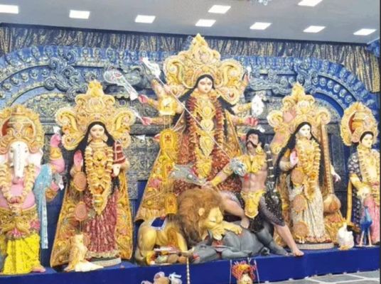 रायपुर में जगन्नाथ पुरी-काशी विश्वनाथ मंदिर की थीम पर पंडाल: