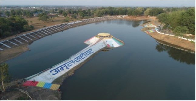 मनरेगा और अमृत सरोवर योजना से ग्रामीण विकास को मिली नई दिशा - जल संरक्षण, रोजगार और आजीविका के क्षेत्र में मिल रहे बहुआयामी लाभ