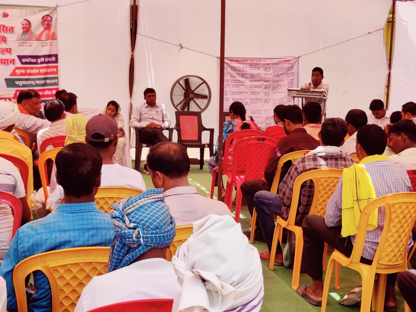 विकसित कृषि संकल्प अभियान के तहत ग्राम पंचायत स्तर पर आयोजित हुआ बहुआयामी कृषक शिविर