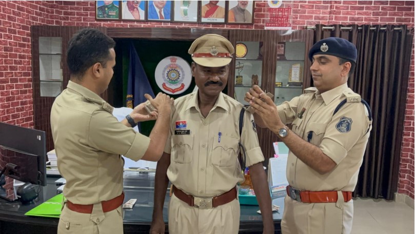 निरीक्षक कमलेश्वर भगत हुए उप पुलिस अधीक्षक के पद पर पदोन्नत,पुलिस अधीक्षक कार्यालय में सम्पन्न हुई पाइपिंग सेरेमनी