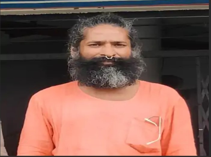 पाखंडी बाबा के आश्रम से मिले सेक्स टॉयज, इंजेक्शन-वियाग्रा