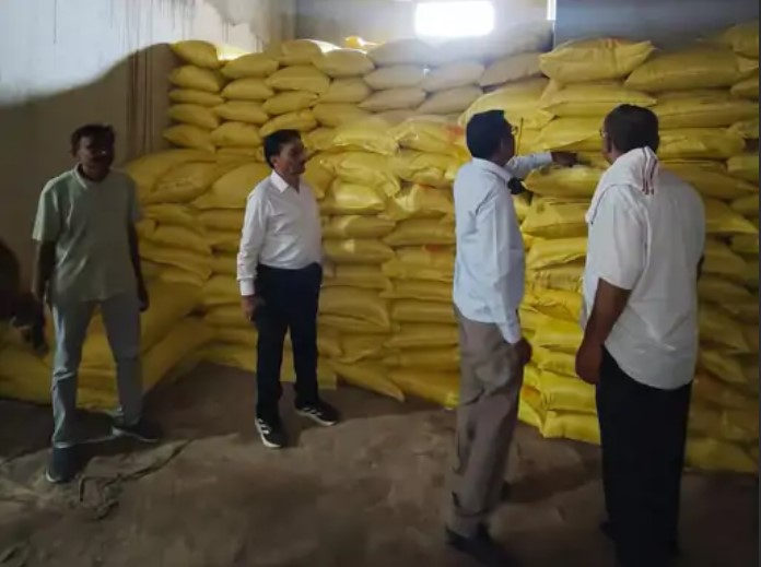 बिलासपुर में खाद दुकानों पर कार्रवाई: