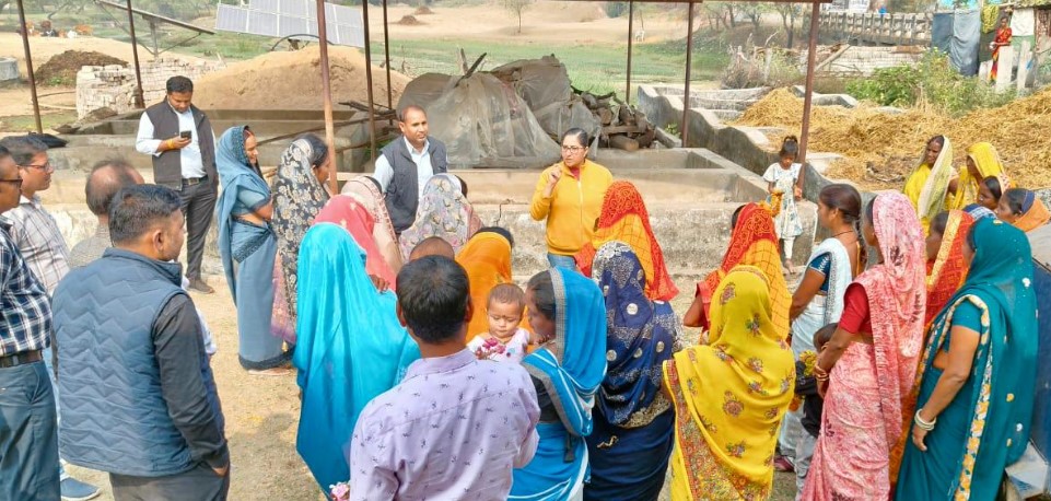 राज्य सलाहकार ने विभिन्न ग्रामों में स्वच्छता कार्यों का निरीक्षण, जनसहभागिता बढ़ाने के निर्देश