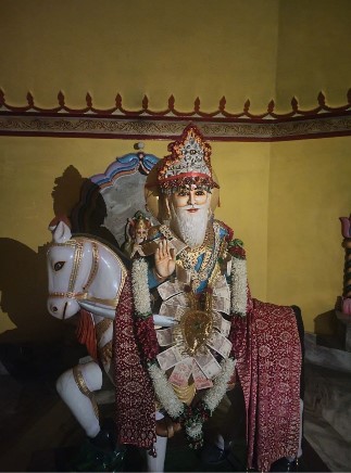मुंगेली में सिंधी समाज का आस्था महाकुंभ  श्री झूलेलाल चालिहा महोत्सव में उमड़ा श्रद्धा का सैलाब
