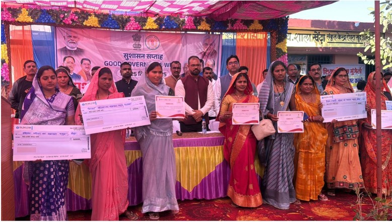 प्रशासन गांव की ओर अभियान के तहत सुशासन सप्ताह शिविरों का समापन  खेढ़ा, दाउकापा और रामबोड़ में 400 से अधिक आवेदनों का मौके पर निराकरण
