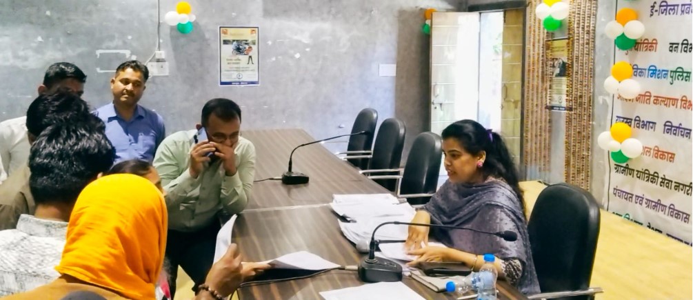 जनदर्शन: आमजनों की मांगों एवं समस्याओं का समाधान प्राथमिकता पर  आवास-शौचालय सहित 90 से अधिक आवेदन प्राप्त