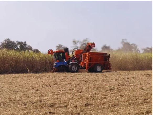 दुधली के गन्ना उत्पादक किसान प्रेमशंकर देशमुख ने अपनी खुशी   जाहिर करते हुए जताया आभार