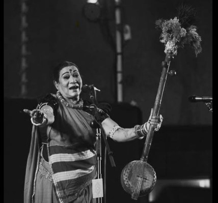 लोकसंस्कृति की अमर स्वर-यात्रा- तिजन बाई की विरासत और हमारी सांस्कृतिक जिम्मेदारी