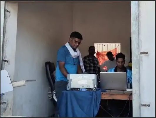 सक्ती में पटवारी 20 हजार रिश्वत लेते गिरफ्तार