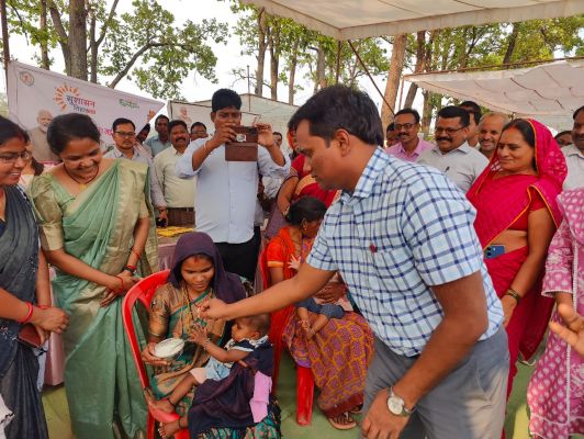 ग्राम खड़गवां में सुशासन तिहार 2025 अंतर्गत समाधान शिविर का आयोजन जनसमस्याओं एवं शिकायतों का किया गया निराकरण