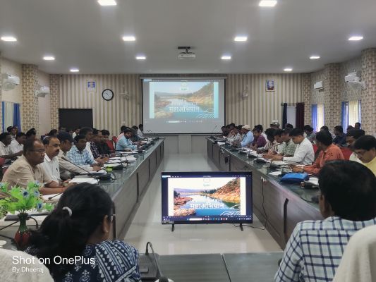 "मोर गांव-मोर पानी महाअभियान के तहत जल संरक्षण को लेकर जिला स्तरीय कार्यशाला का आयोजन"